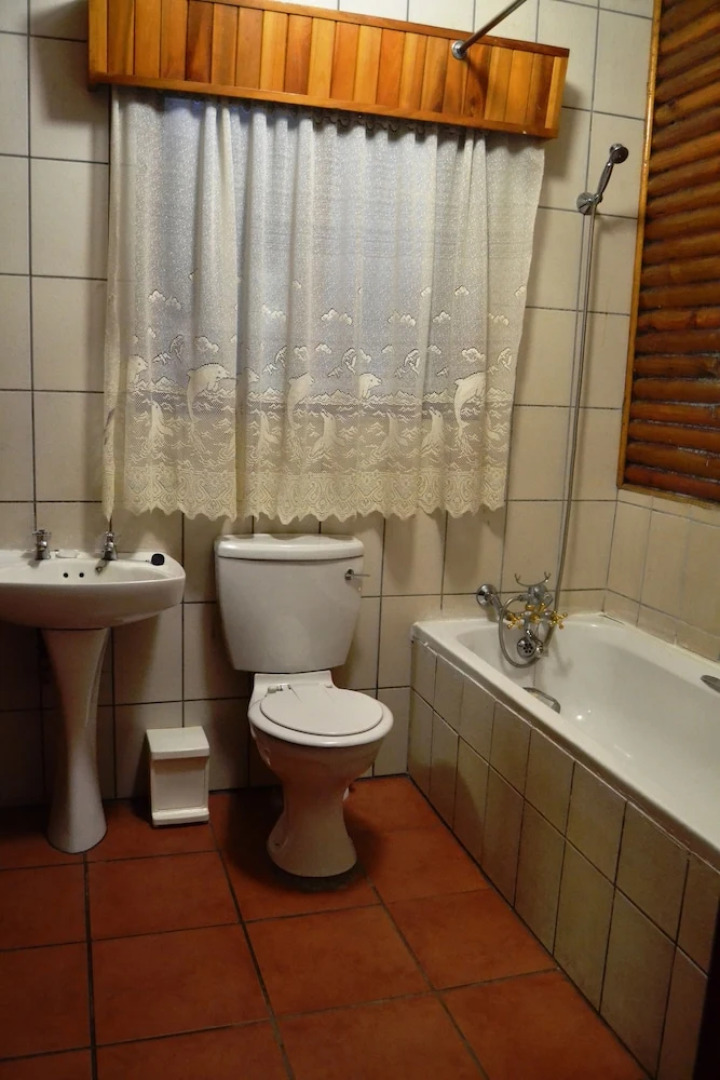 Log Cabin & Settlers Village