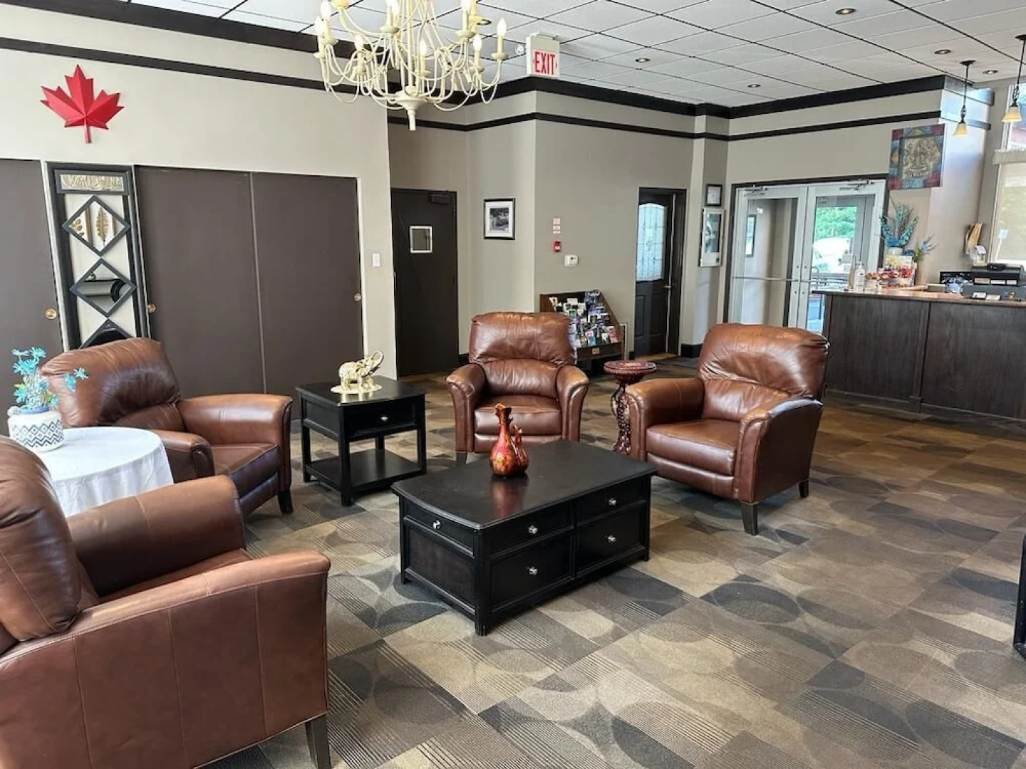 Bears Den Lounge and Motel