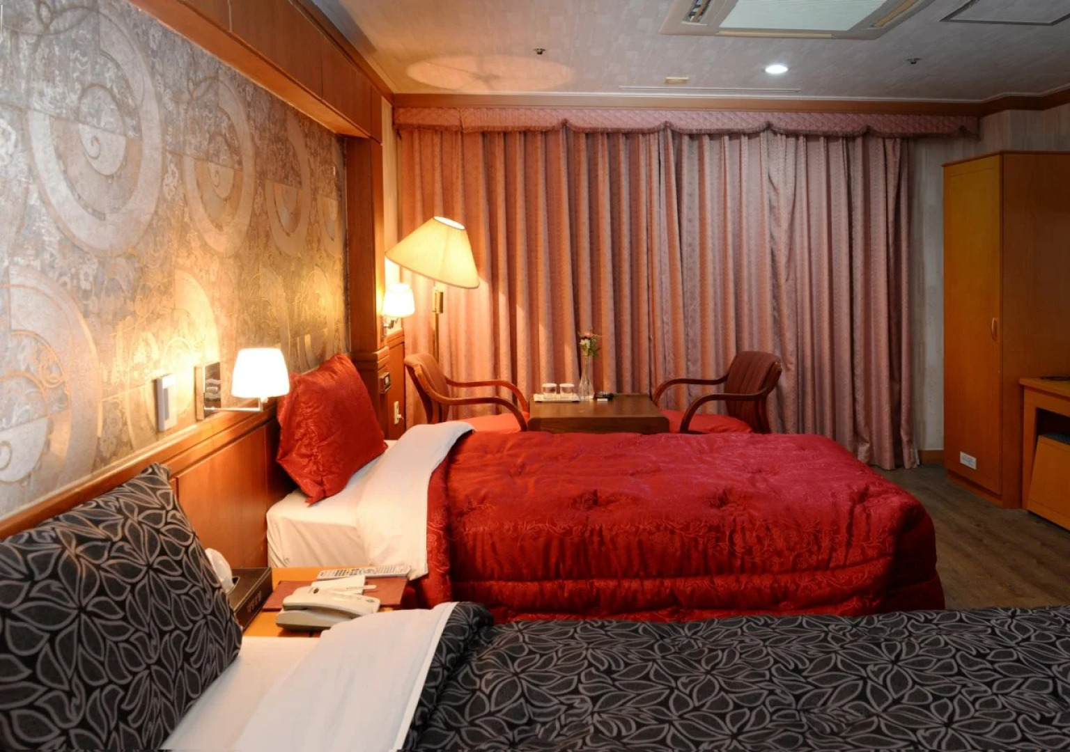 Ilsan Queen Town Hotel