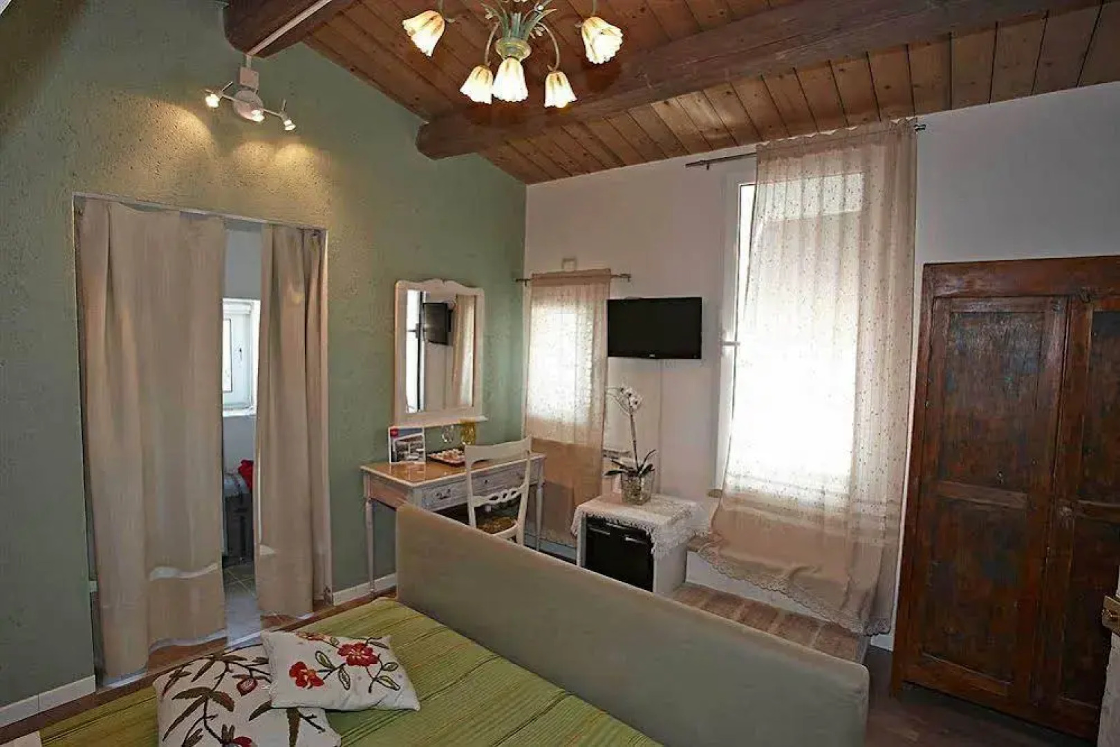 Villa Tamara Country & Spa Suites