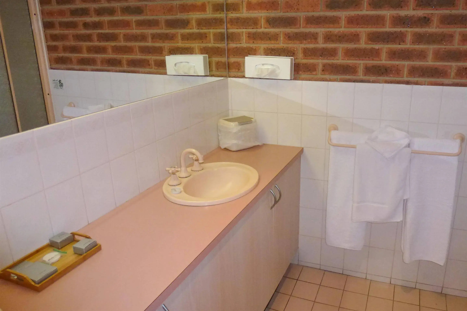 Colonial Motor Inn Bairnsdale