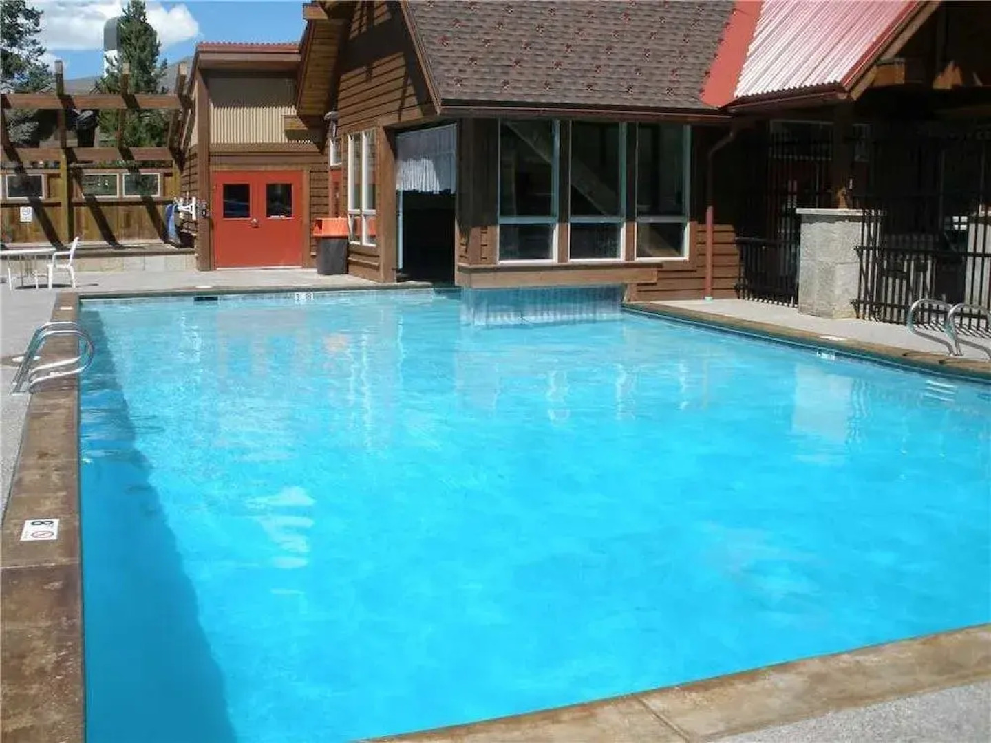 Cimarron Unit 402 by RedAwning