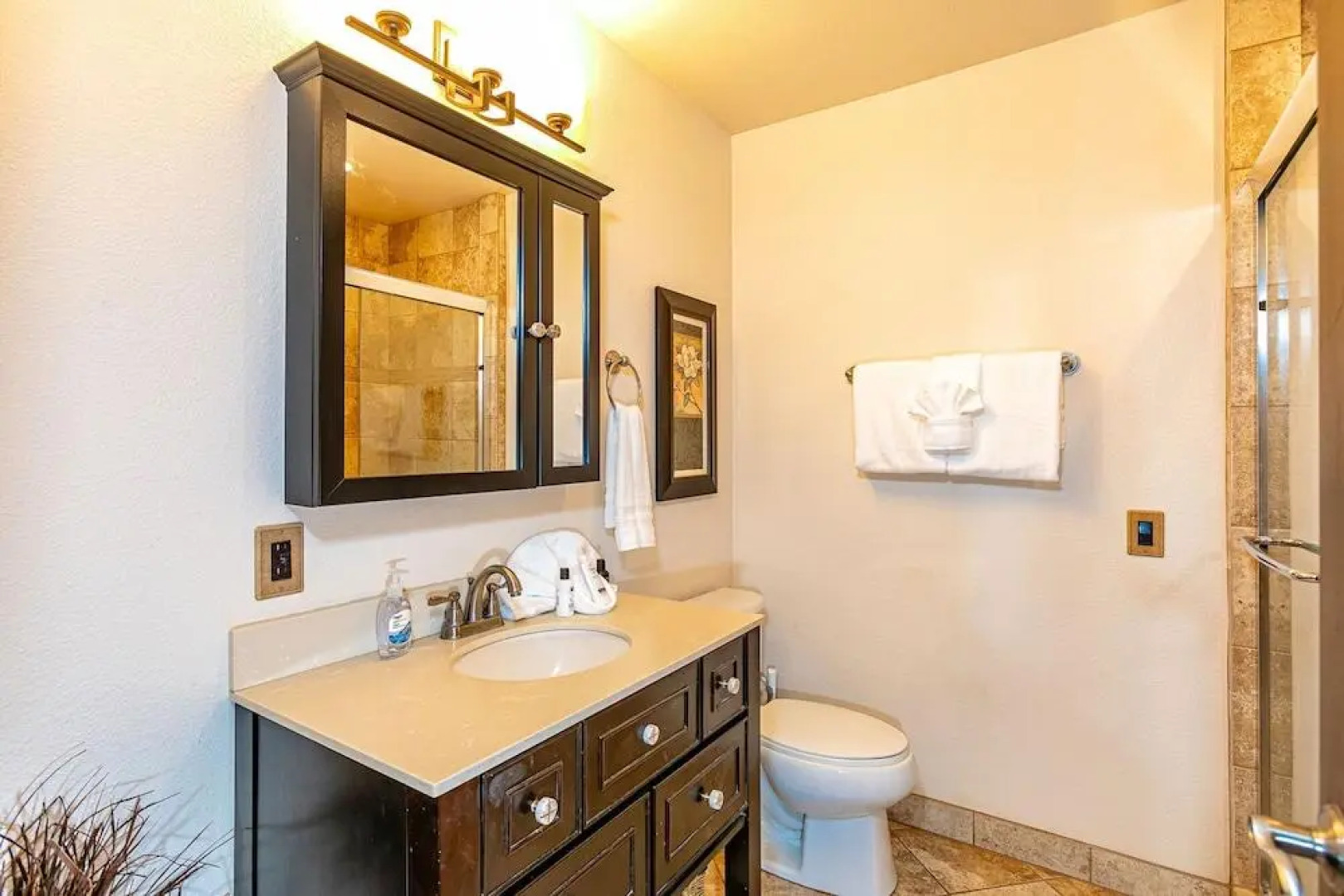 Hale Kamaole 121 by Coldwell Banker Island Vacations