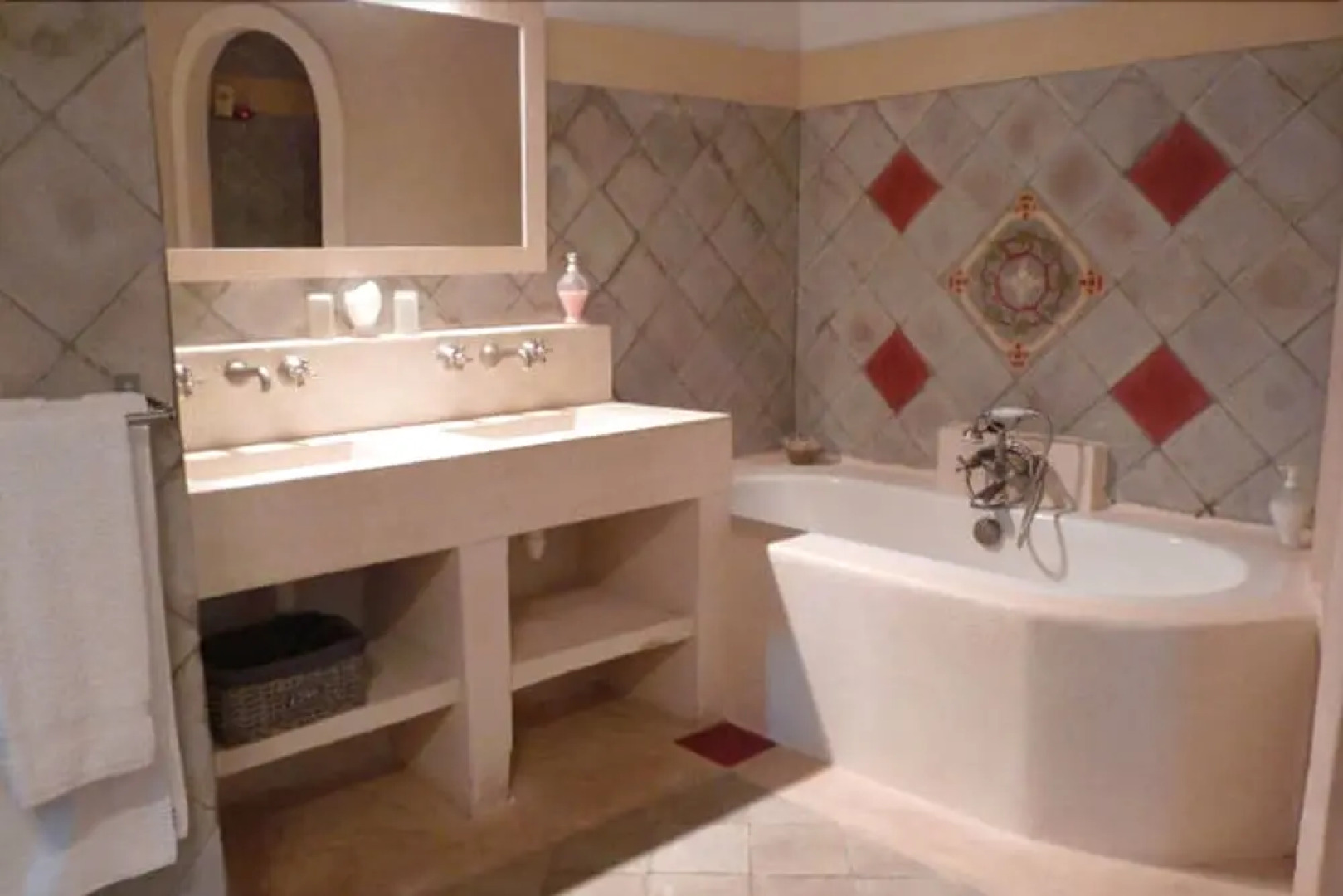 Domaine De Fontbelle