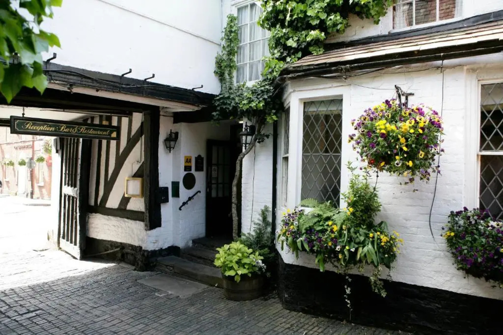 The Saracens Head Hotel