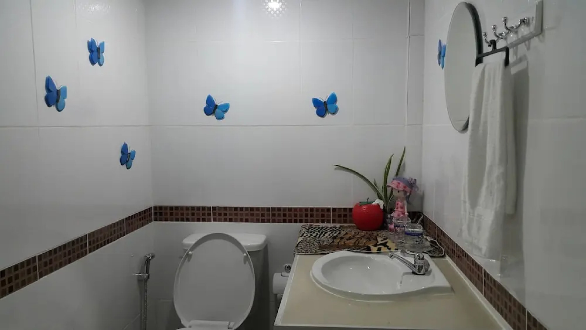 Ruenthai Rimnam Resort