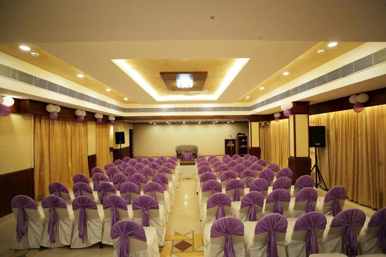 Oyo Premium Cochin Airport Extension