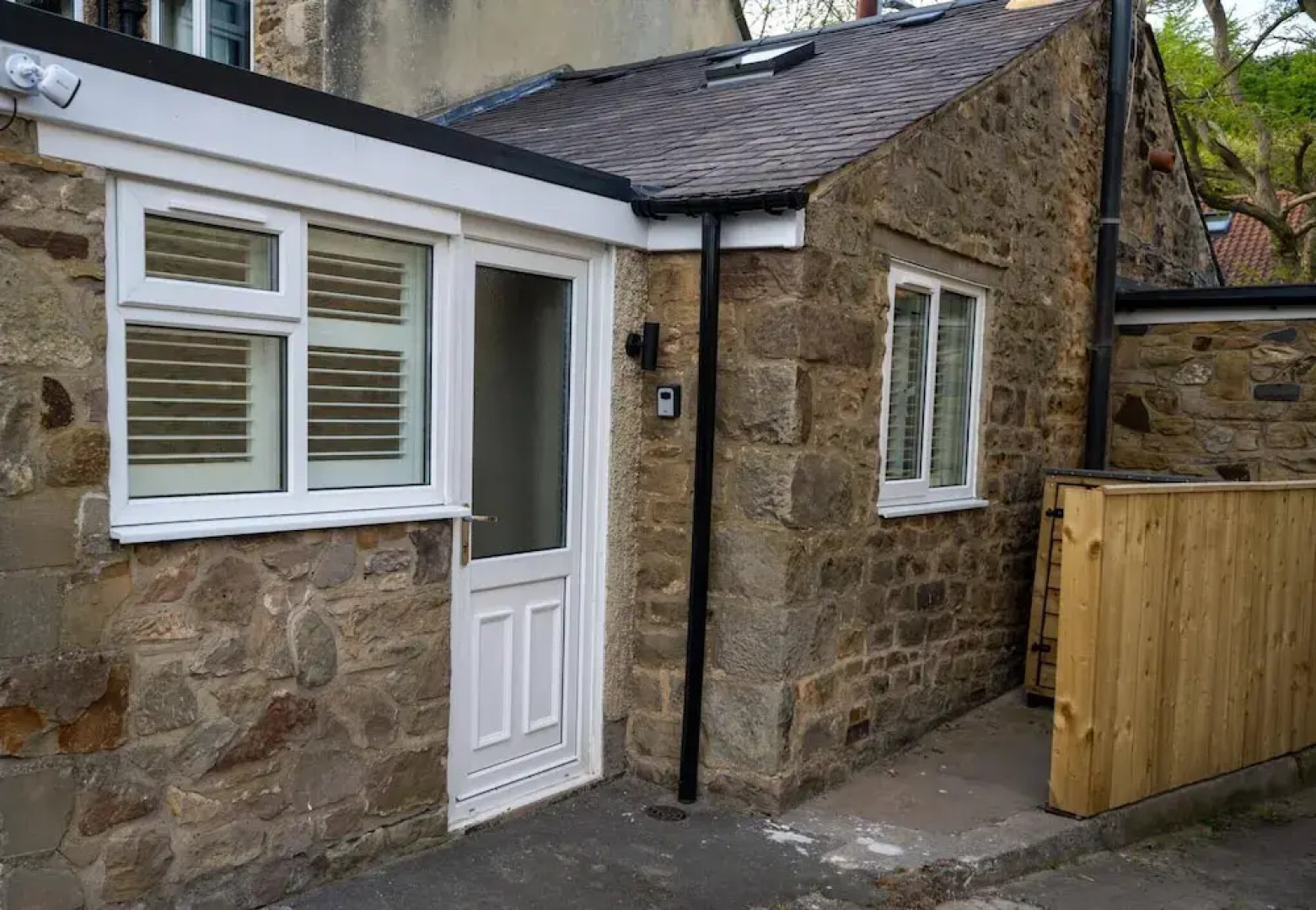 High Spec 1-bed Cottage in Staindrop, Darlington