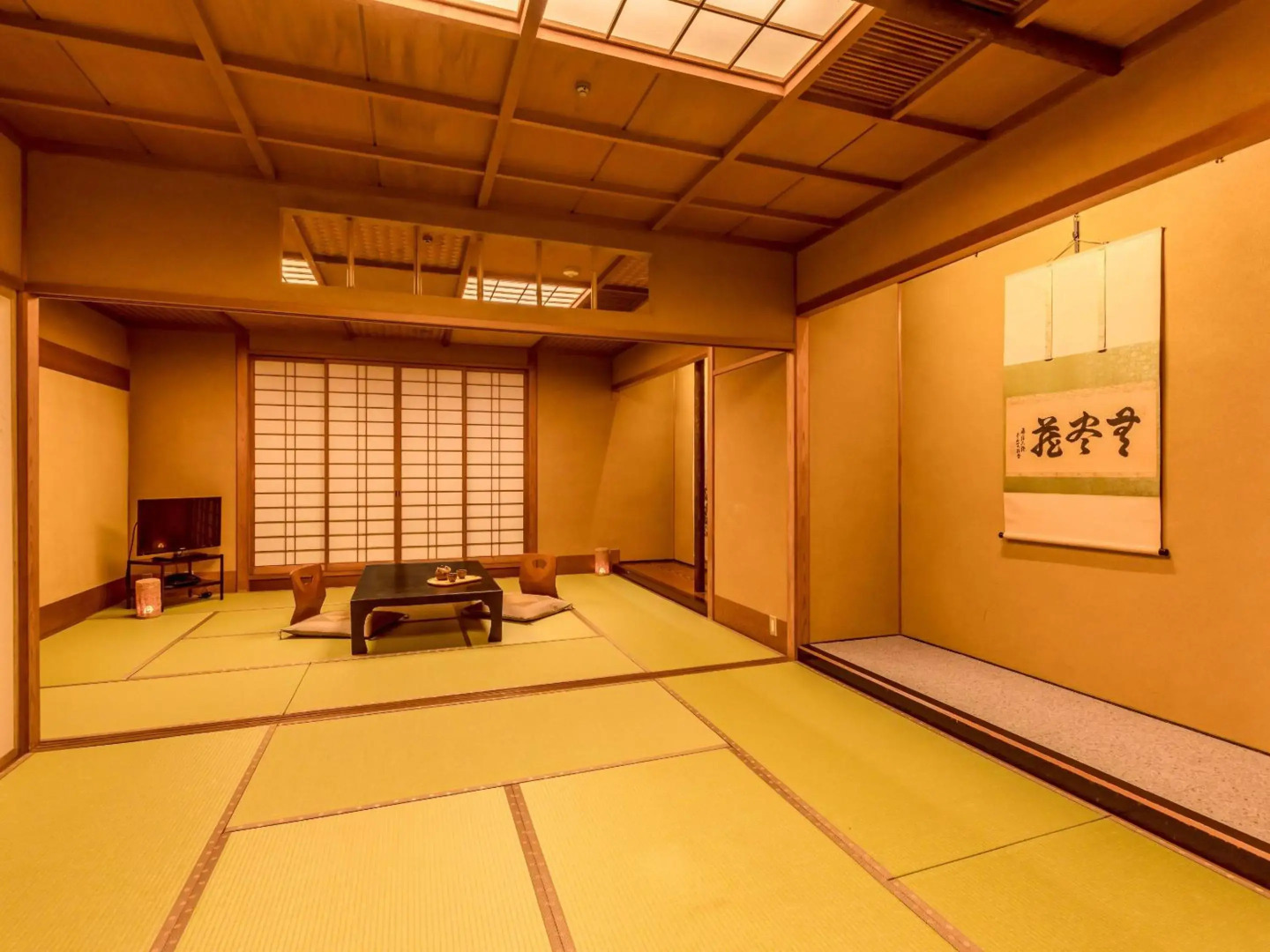 Ooedo Onsen Monogatari Premium Yoshinoya Irokuen