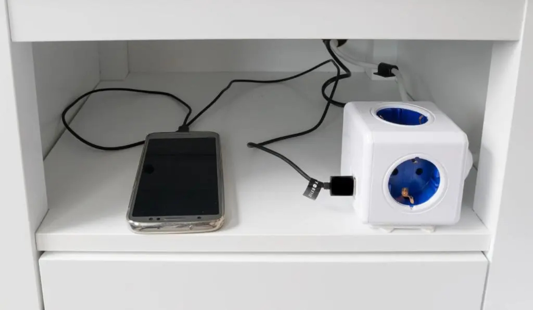 Comfortable Bed, 10 min walk to center