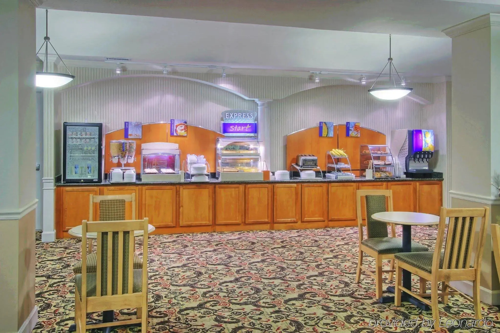 Holiday Express & Suites Portales by IHG
