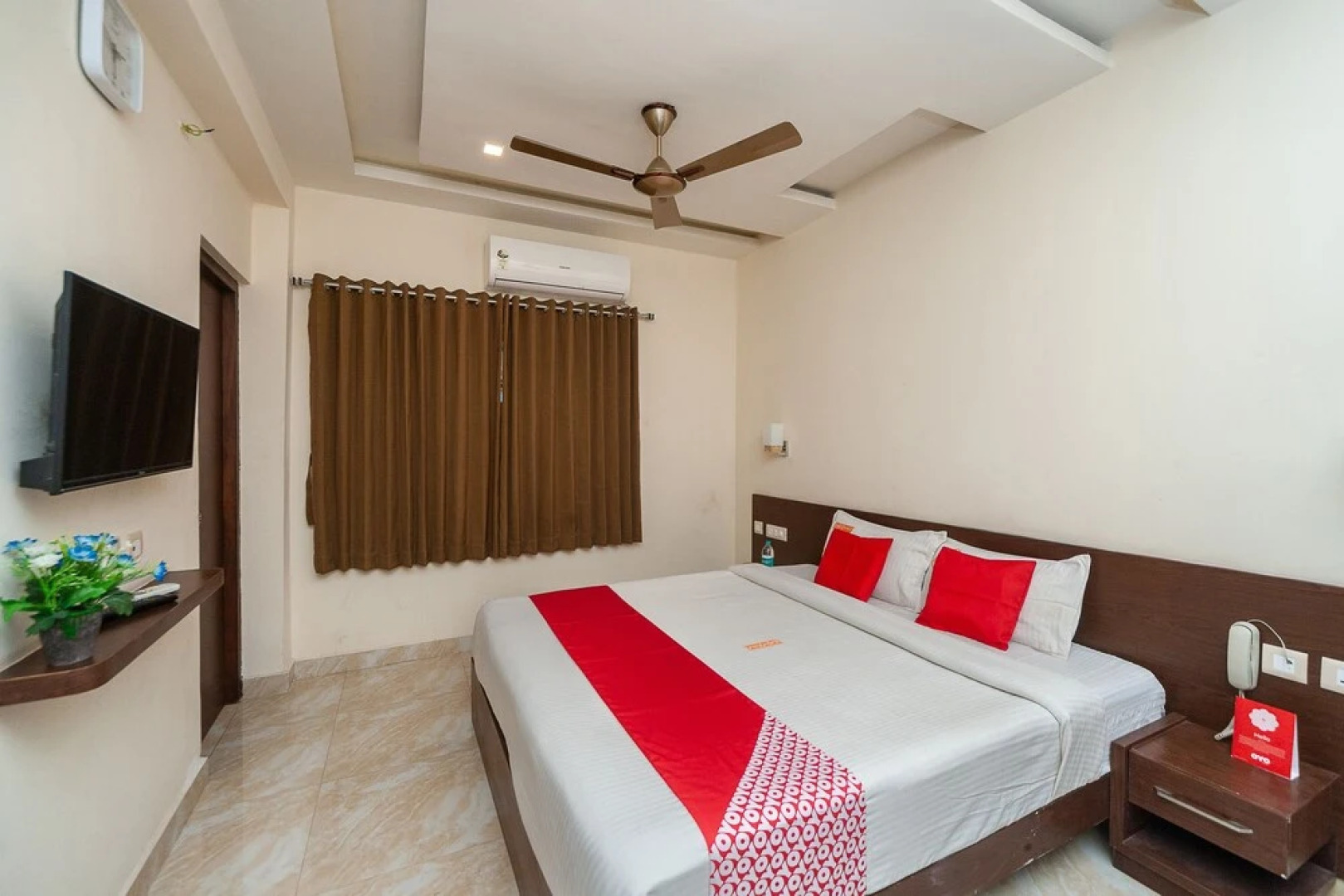 Collection O 33352 The Royal Park