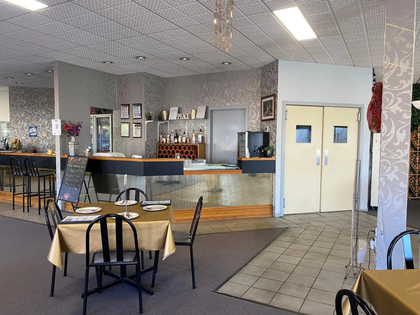 The Birch House - Silver Birches Luxury Accommodation Bright