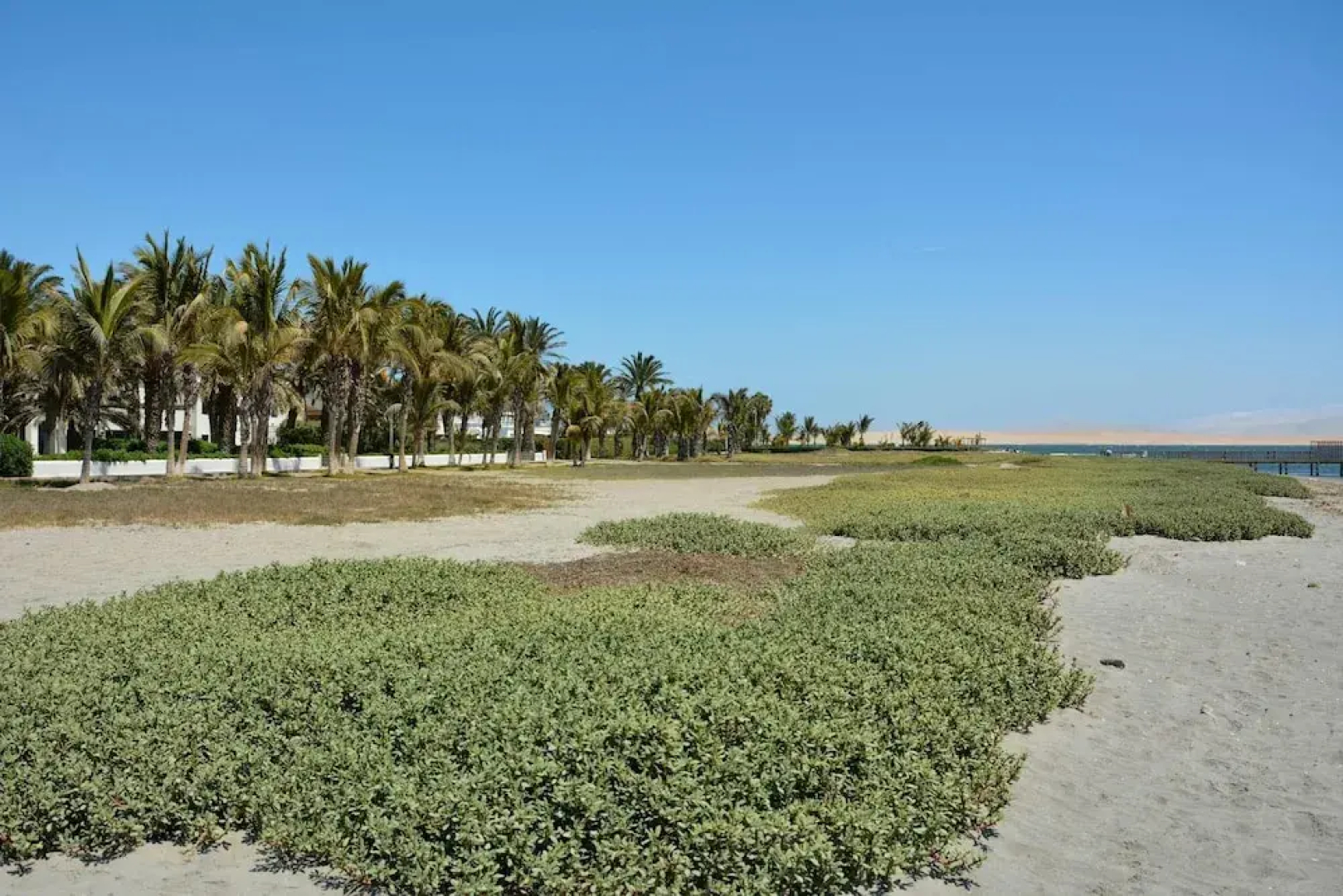 w Modern 5BR With Private Pool in Paracas