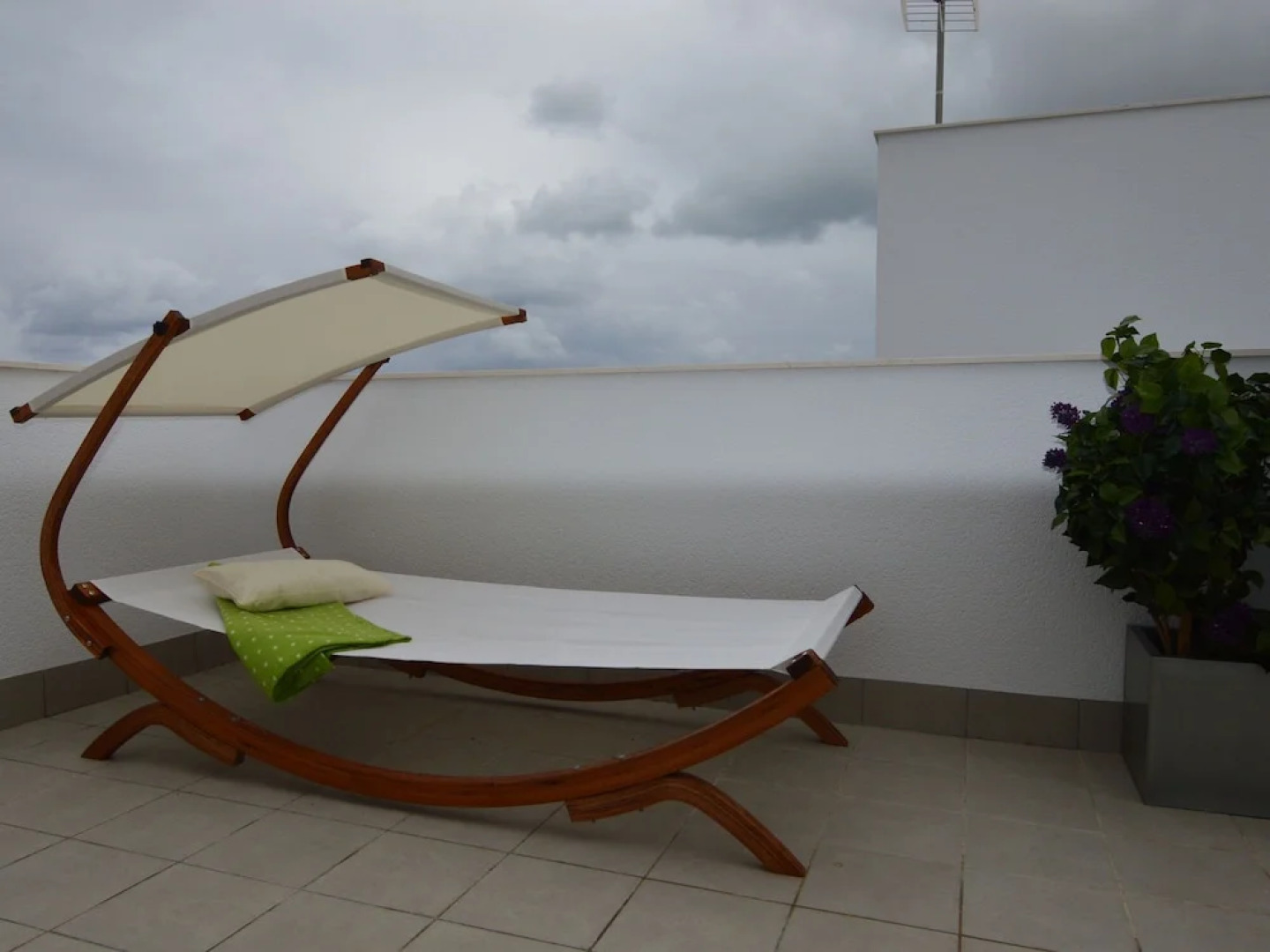 Attractive Holiday Home in San Pedro del Pinetar With Garden