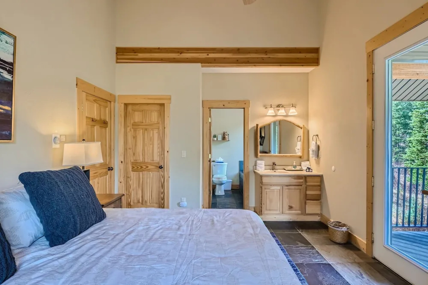 Twin Creek Lodge 7 Bedroom Home by RedAwning