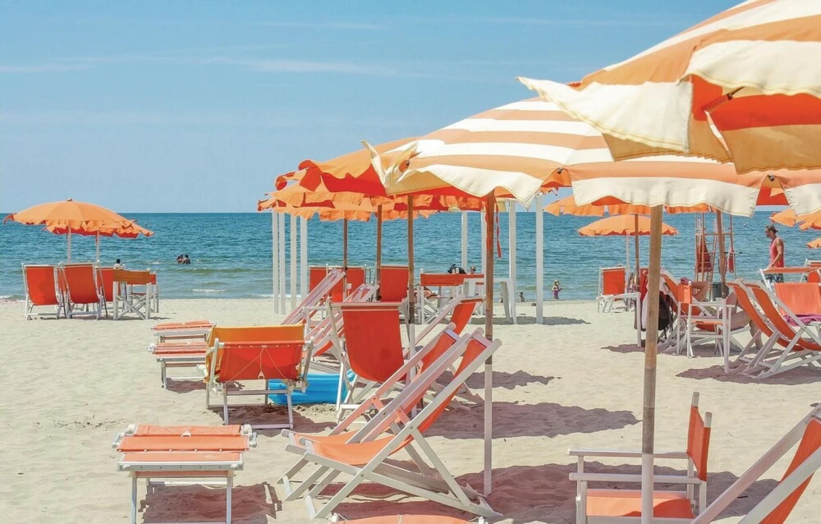 Beautiful Apartment in Viareggio With 3 Bedrooms, Jacuzzi and Sauna