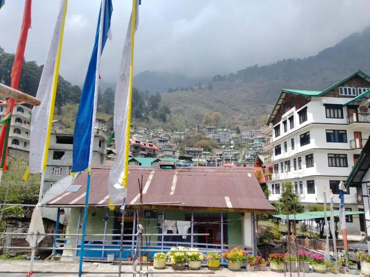 OurGuest Dhatup Homestay