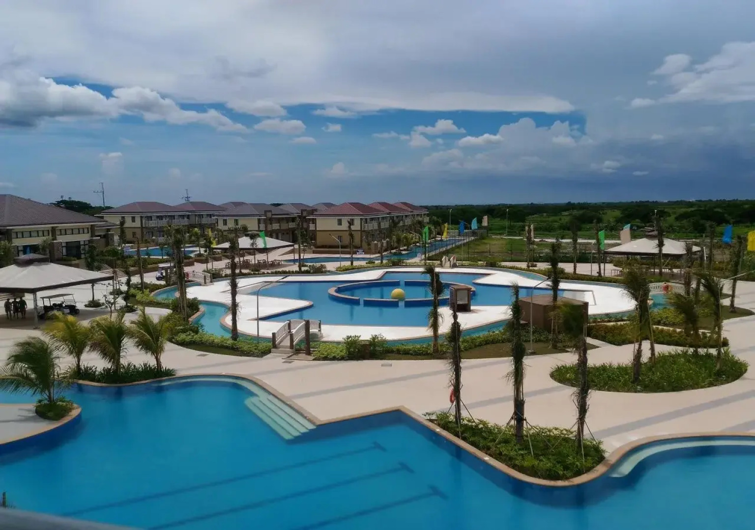 Aquamira Resort & Residence