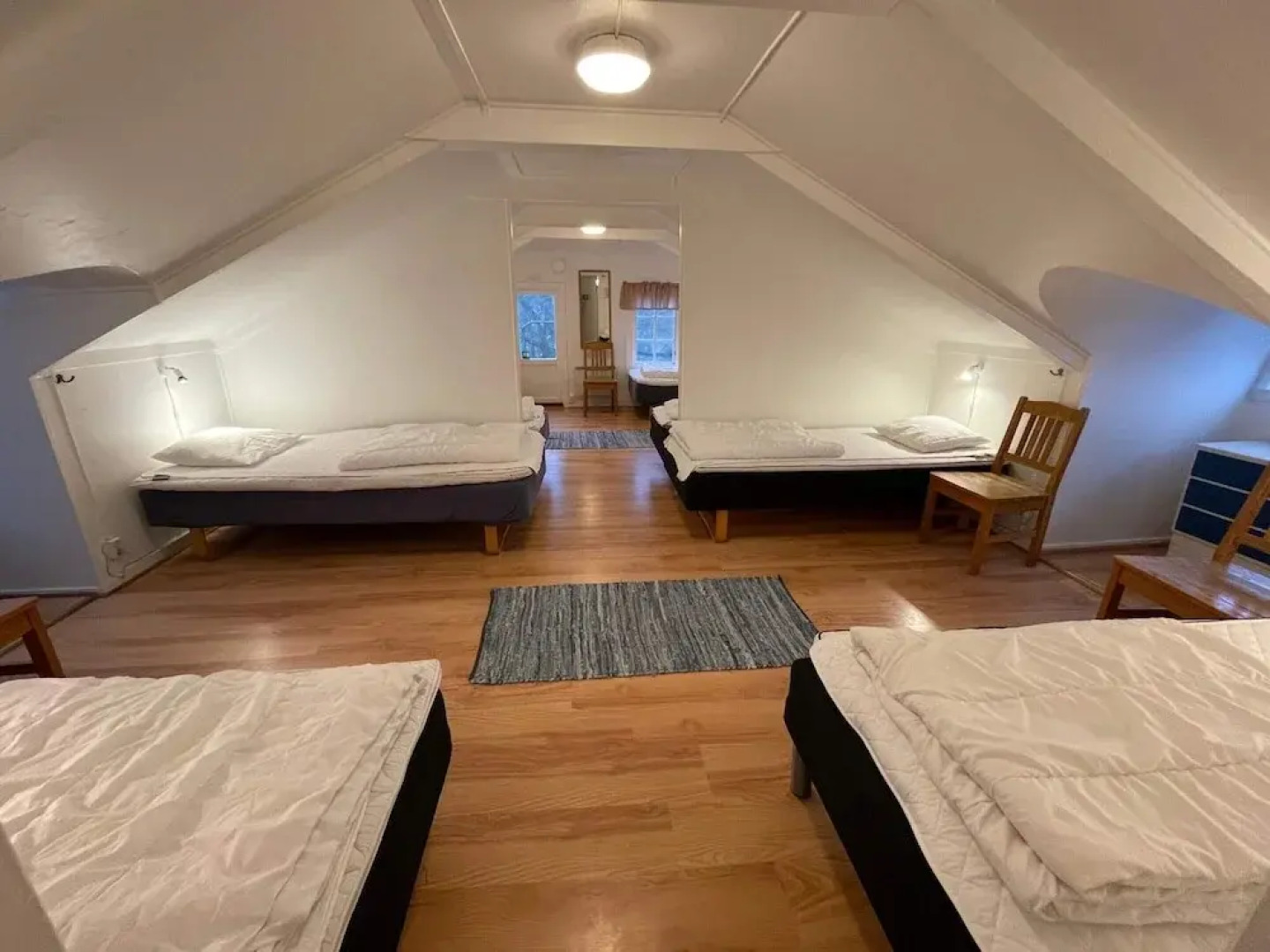 Spacious Holiday Home for 8