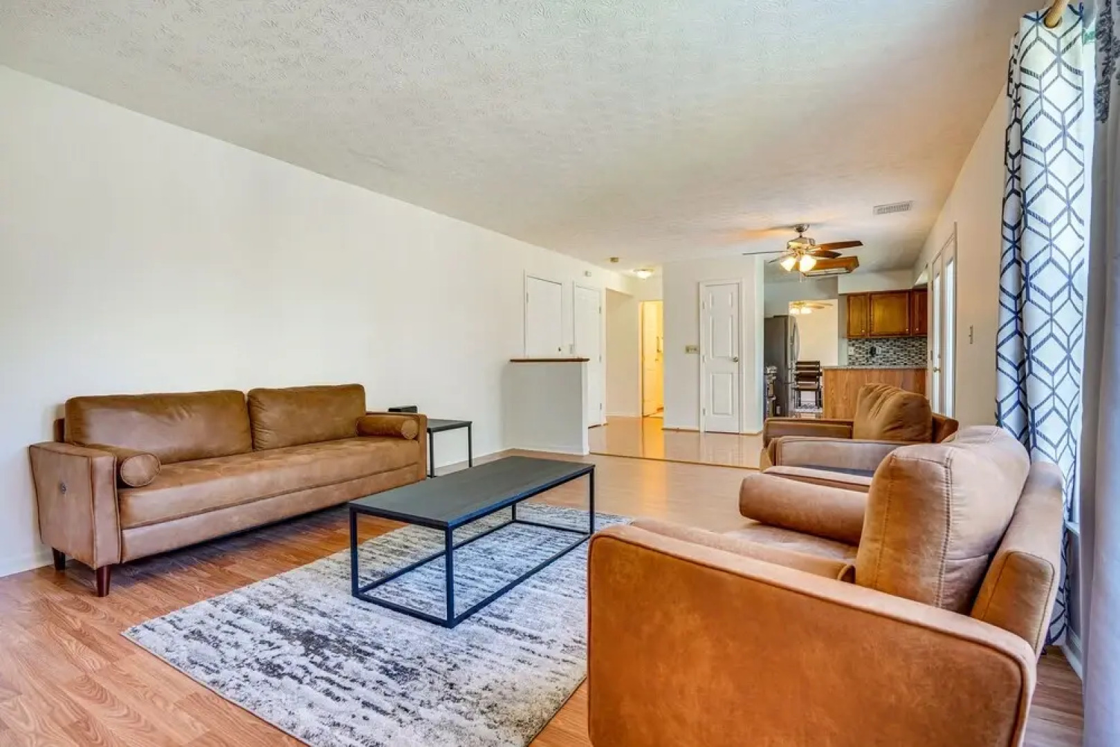 Spacious Home w/ Deck - 9 Mi to Downtown Columbus