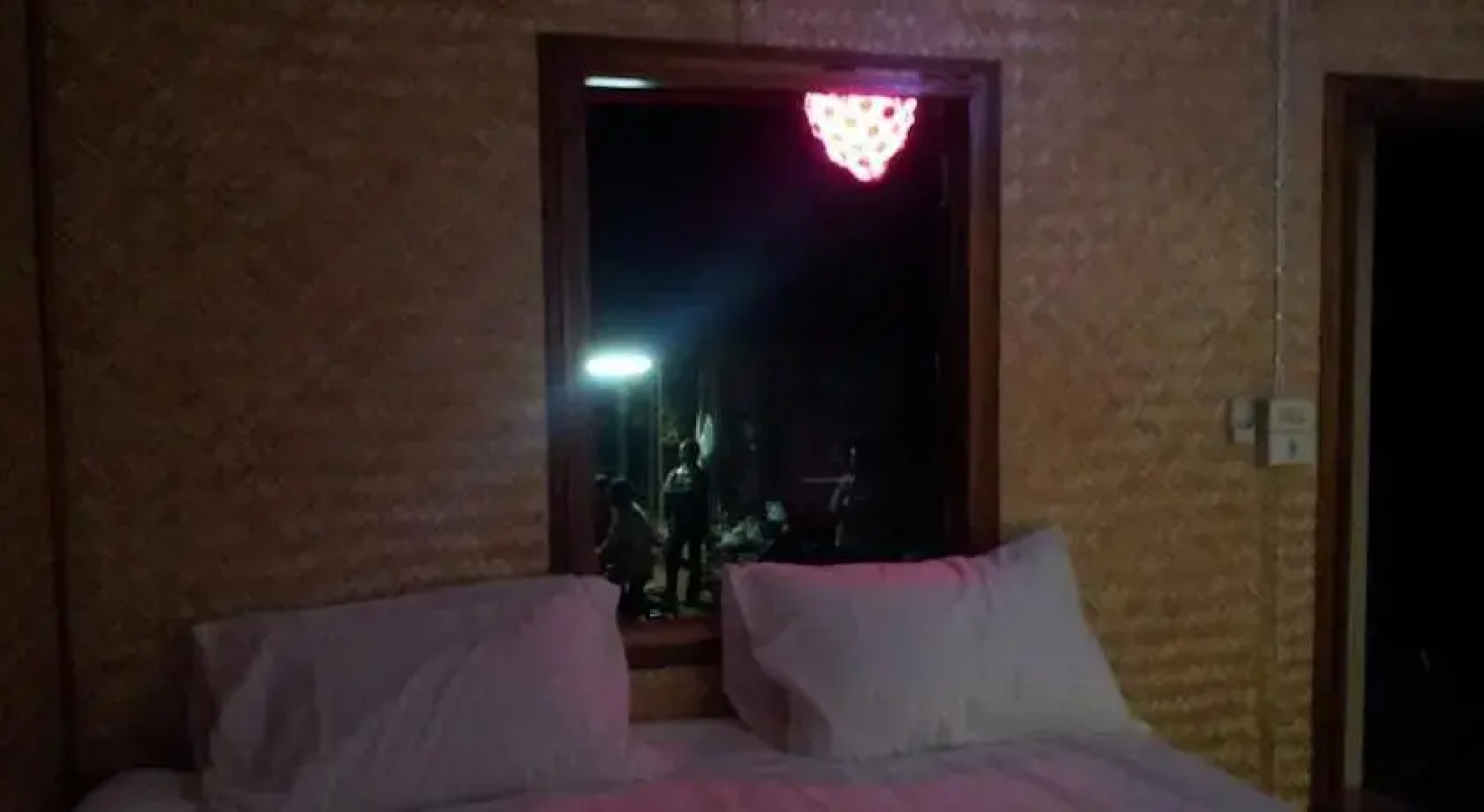 Huean Berng Nam Khong Resort