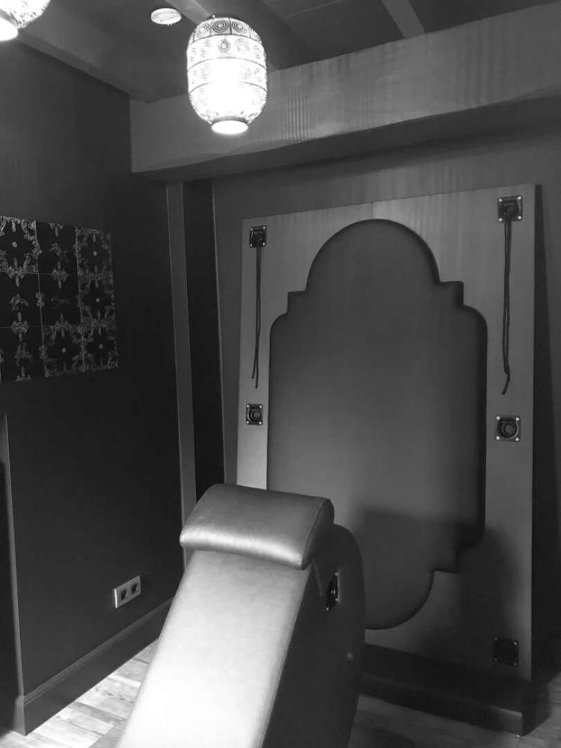 Love Hotel Domaine 10