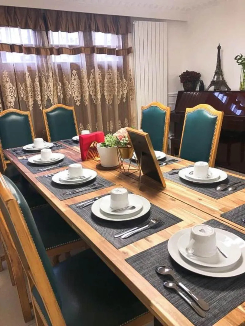 La Maison Charentonneau