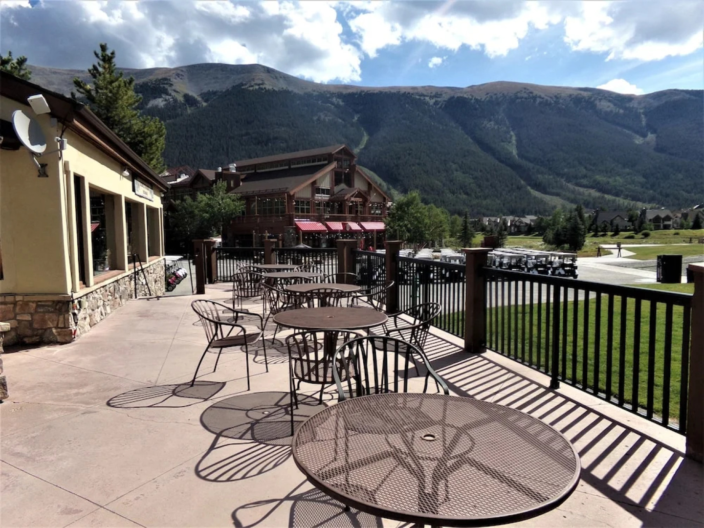 Fox Pine Lodge 3 Bed 3 Bath