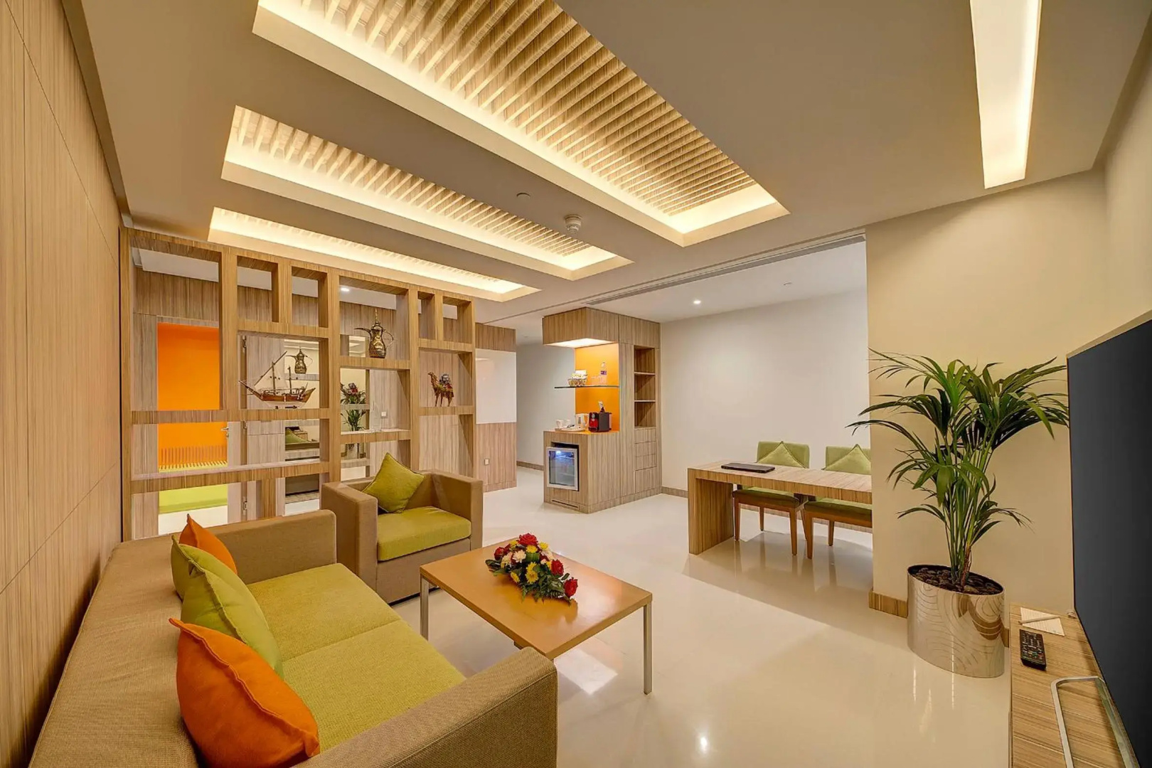 Al Khoory Atrium Hotel