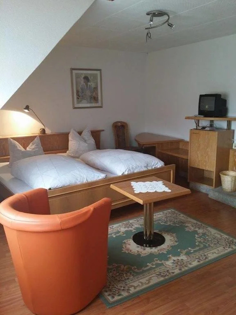 Gast- und Pensionhaus Zur Linde