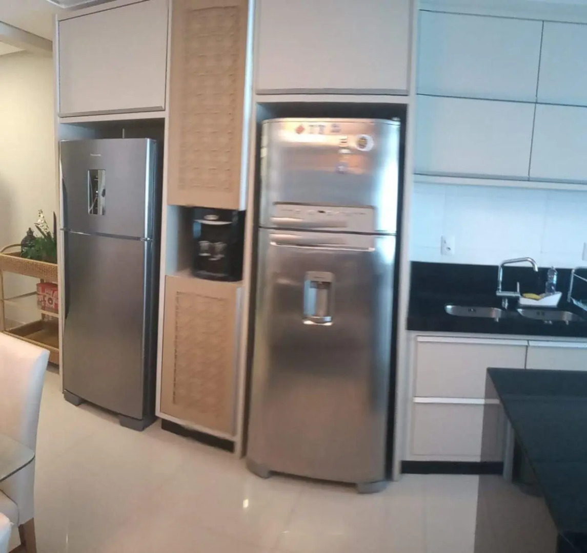 Cobertura com piscina aquecida/ Praia do Mariscal