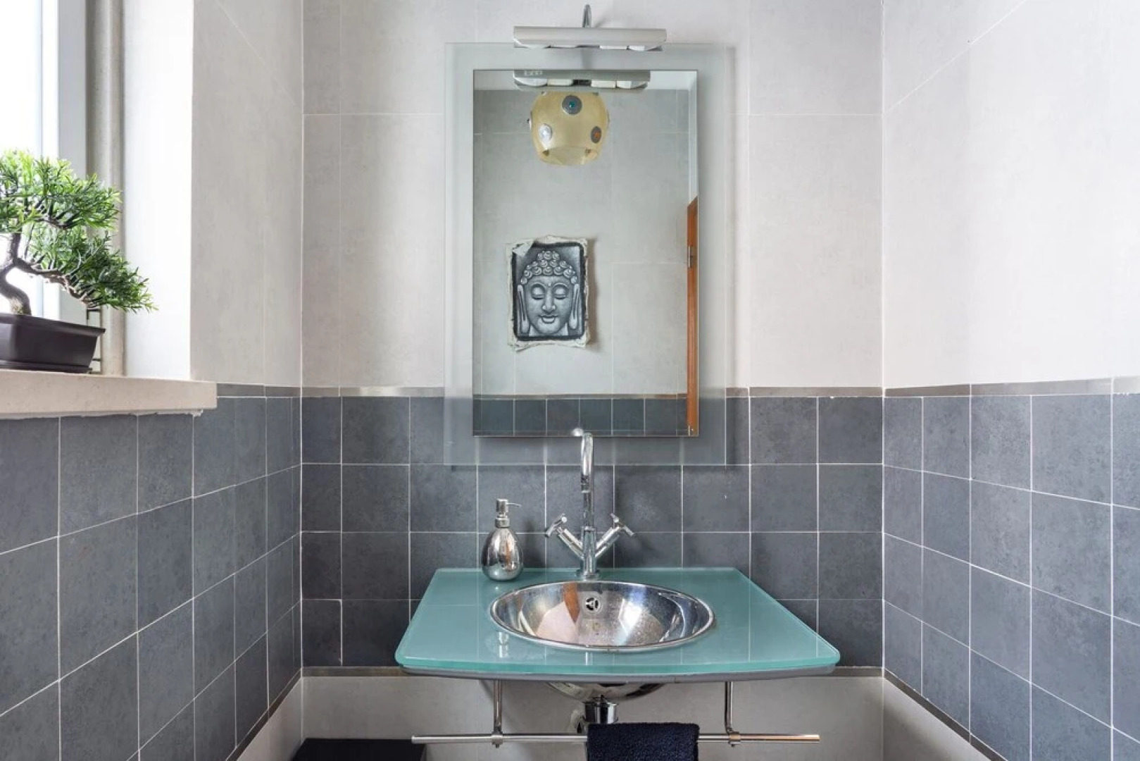 ALTIDO Stunning 4-BR house w/Private Yard in Estoril