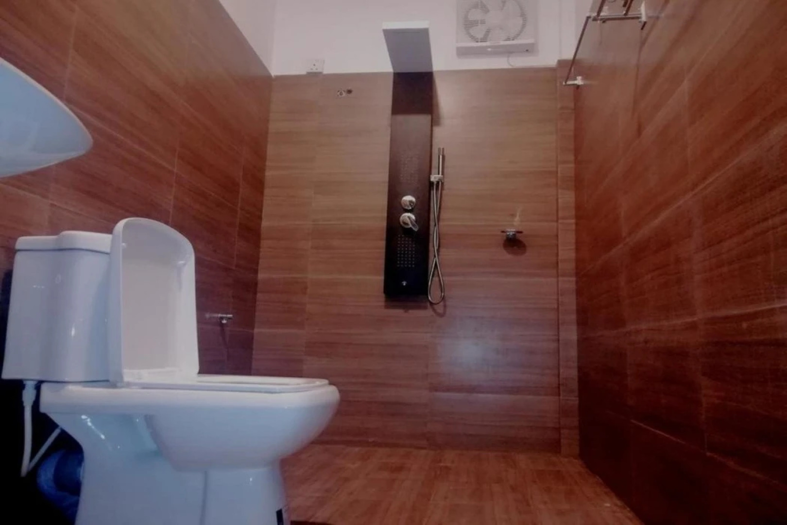 River View Wathsala Inn