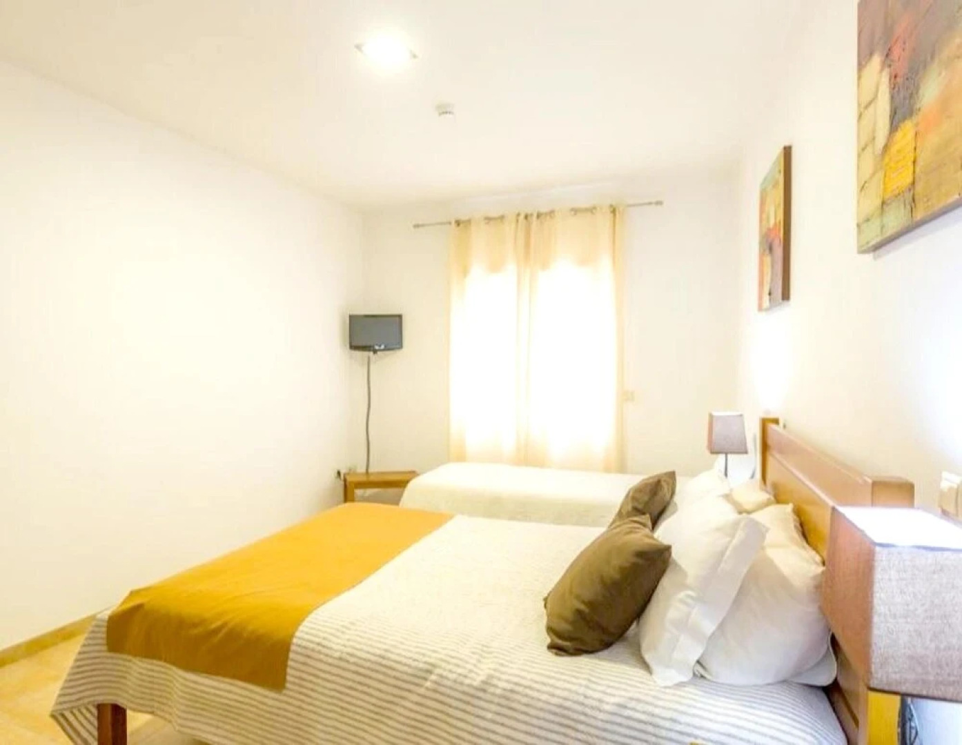 House With 2 Bedrooms in Miranda do Douro, With Shared Pool and Wifi