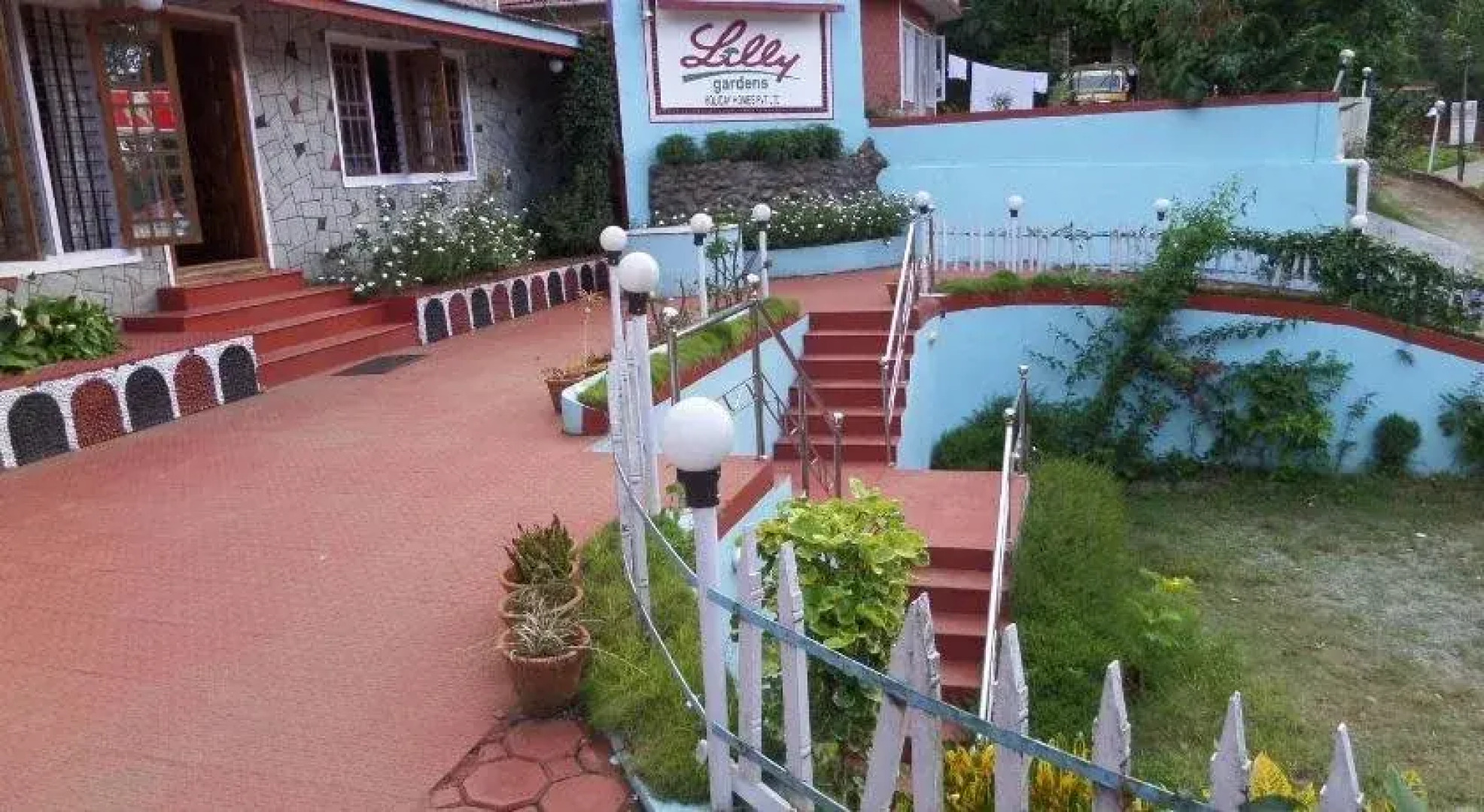 Lilly Gardens Holiday Home