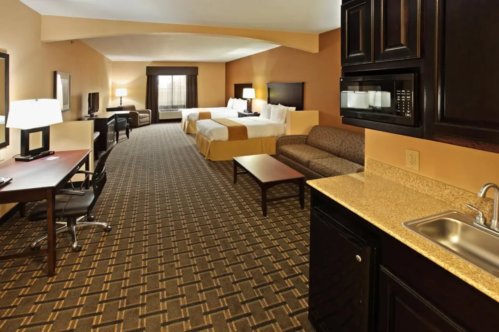 Holiday Inn Express Texarkana East