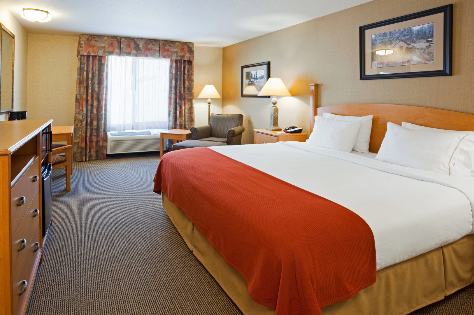 Holiday Inn Express Hotel & Suites Custer by IHG