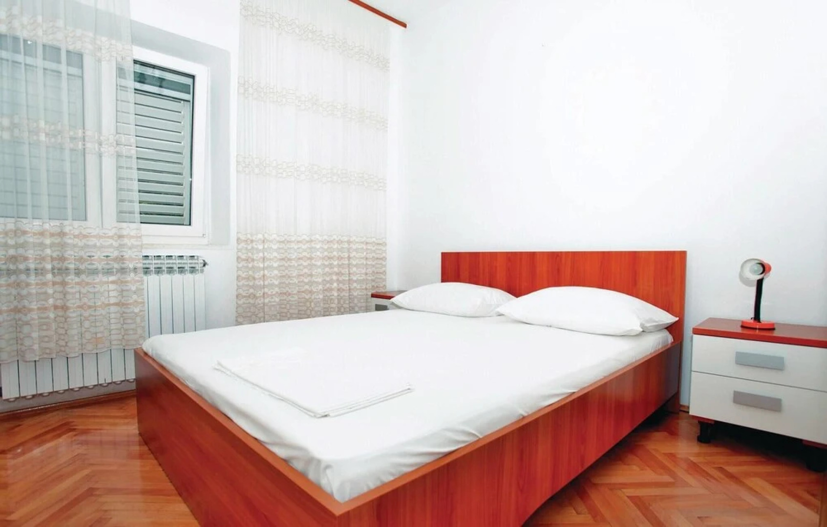 Awesome Home in Racisce With Wifi and 6 Bedrooms