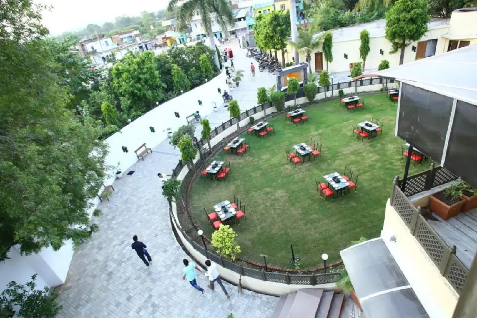 Hotel Saroj Sagar - Sagar