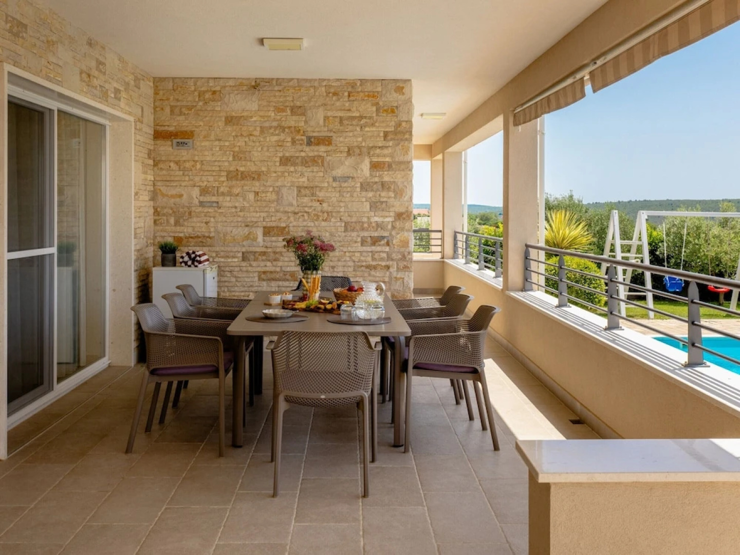 Superb 5 Villa With Heatable Pool Terrace, 4 en Suite Bedrooms, 5 km From sea