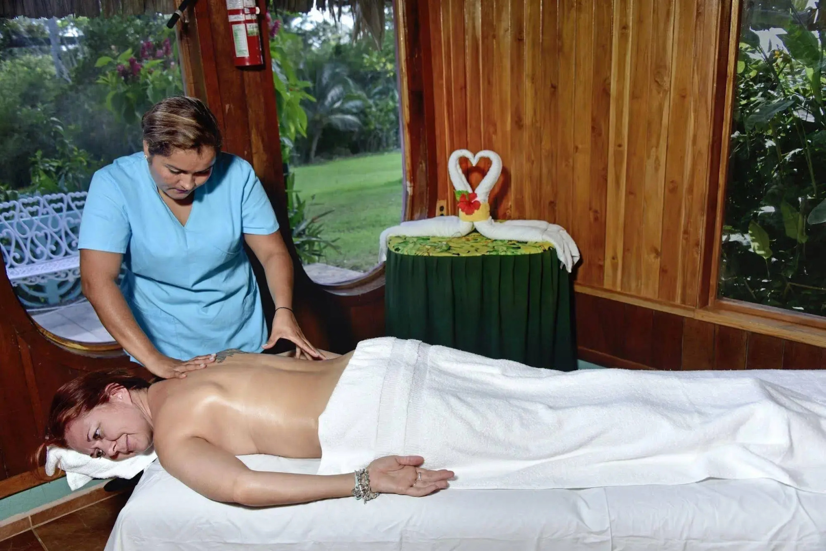 Banana Bank Lodge & Jungle Horseback Adventures