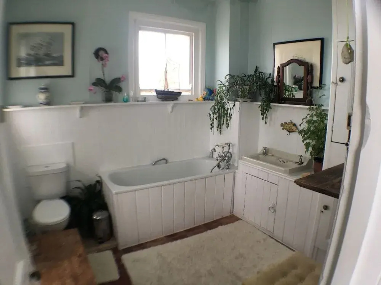 Butterfly Paragliding & B&B