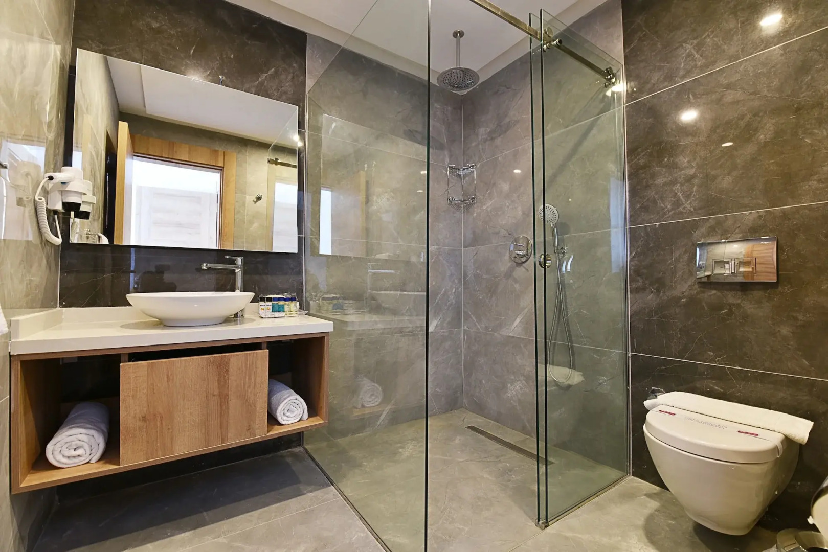 Jasmin Elite Residence & SPA