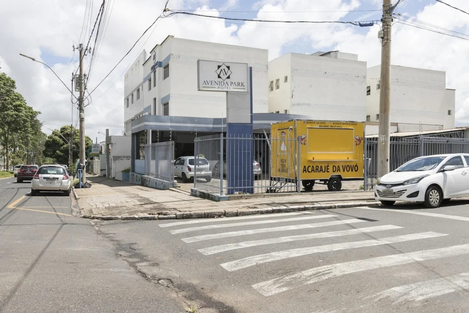 OYO Avenida Park Hotel