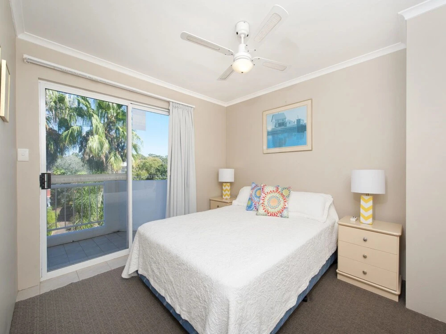 Albacore, Unit 7/12, Ondine Close