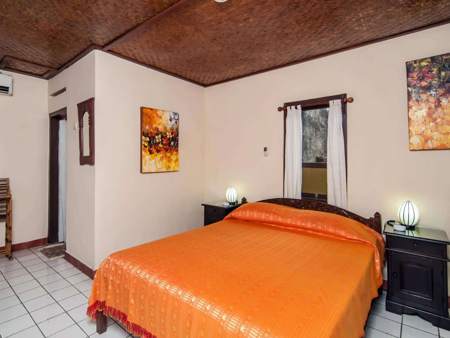 Temple Cafe & Seaside Cottages