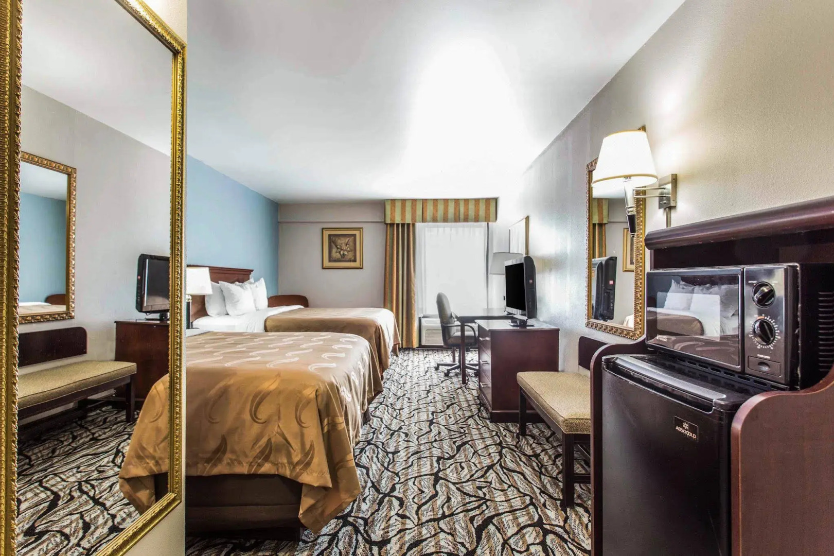 Quality Inn at the Park