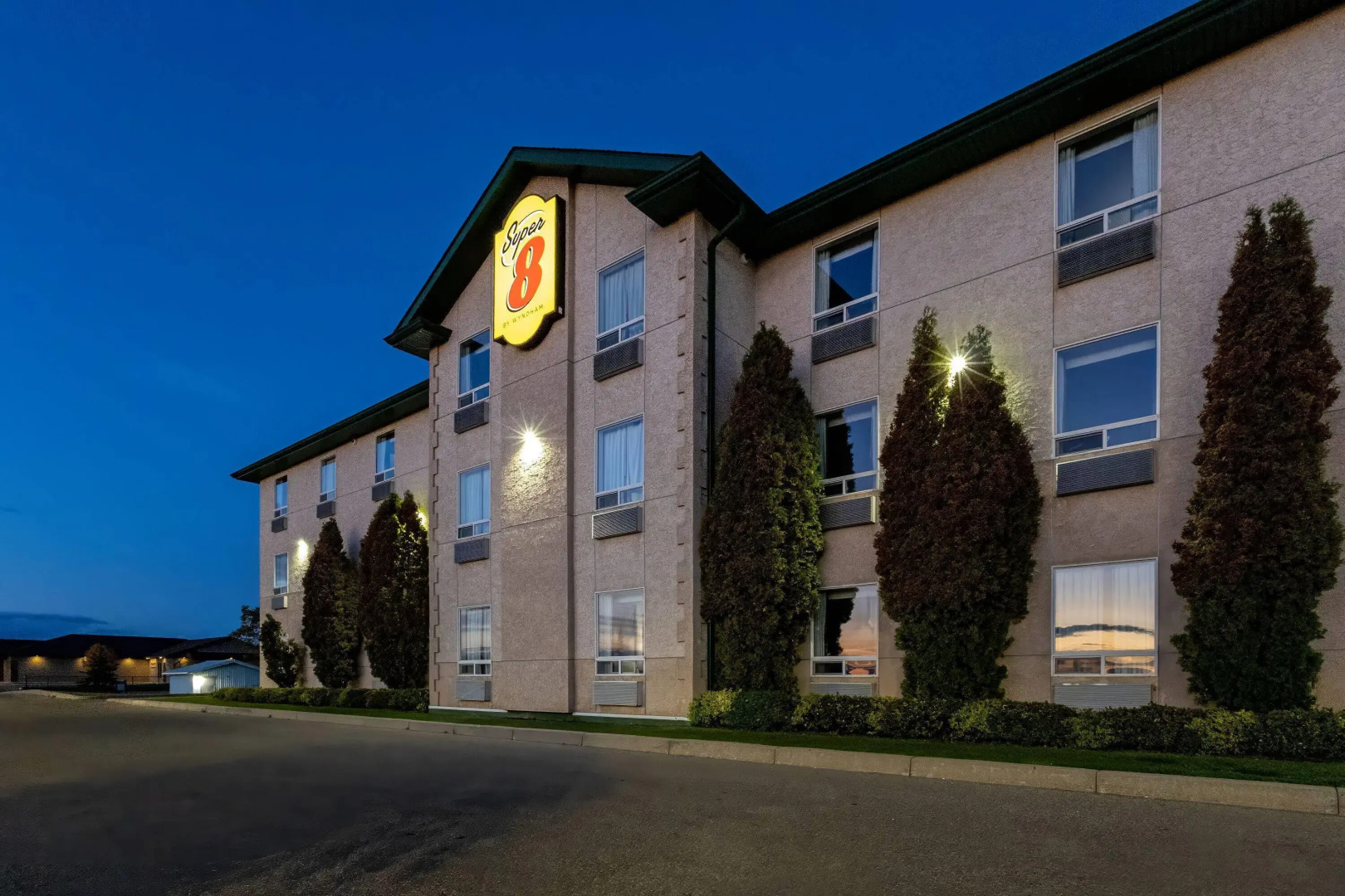 Super 8 by Wyndham Prince Albert