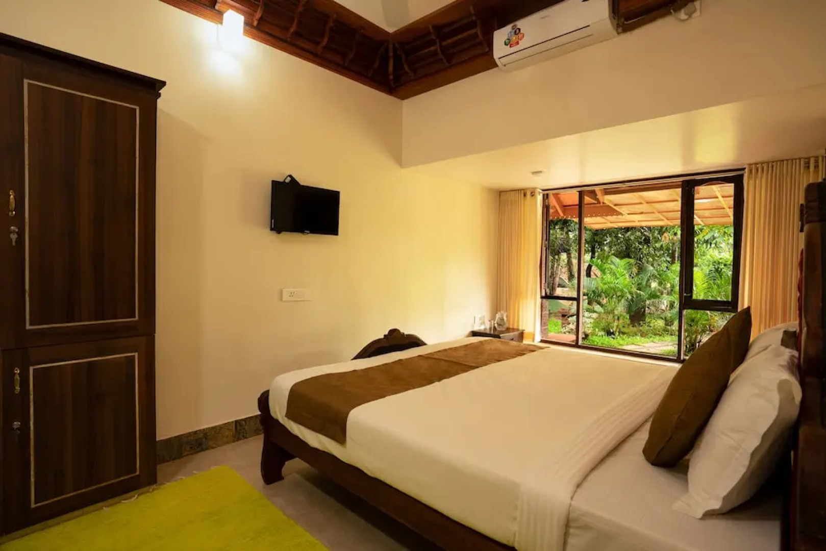 Neelambari Ecotourism Thrissur Aratupuzh